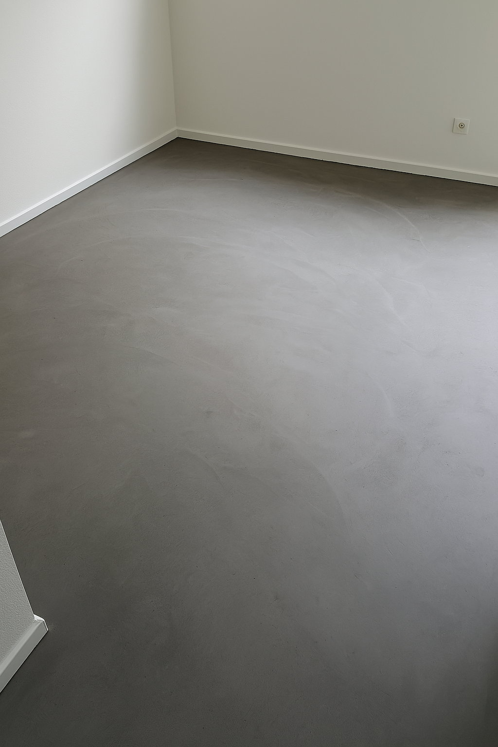 Réalisation de chape liquide avant pose de sol pour particuliers ou bureaux avec finitions sur mesure et durabilité exceptionnelle Lyon dans le Rhône 69